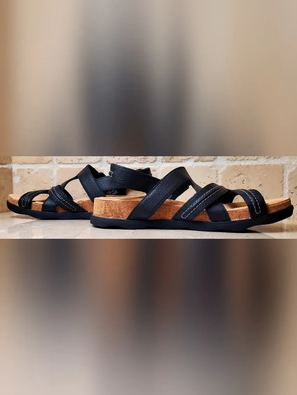 Clarks women black
